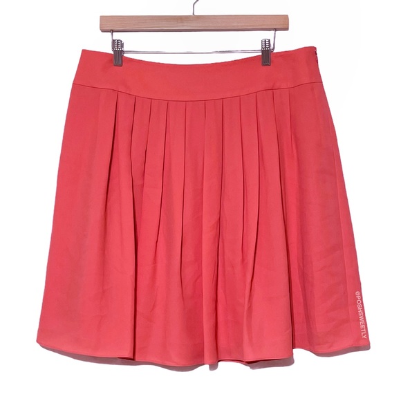 Tahari Dresses & Skirts - NWT Tahari Pleated Skirt